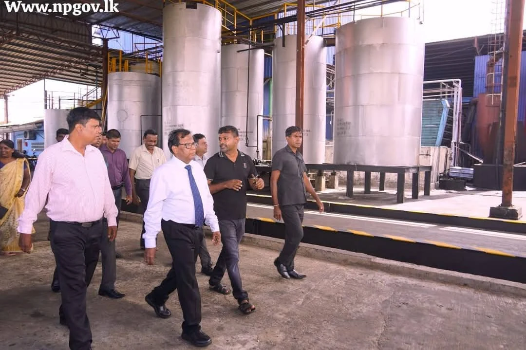 Governor’s Visit to the Manufacturing Facility — photo 1